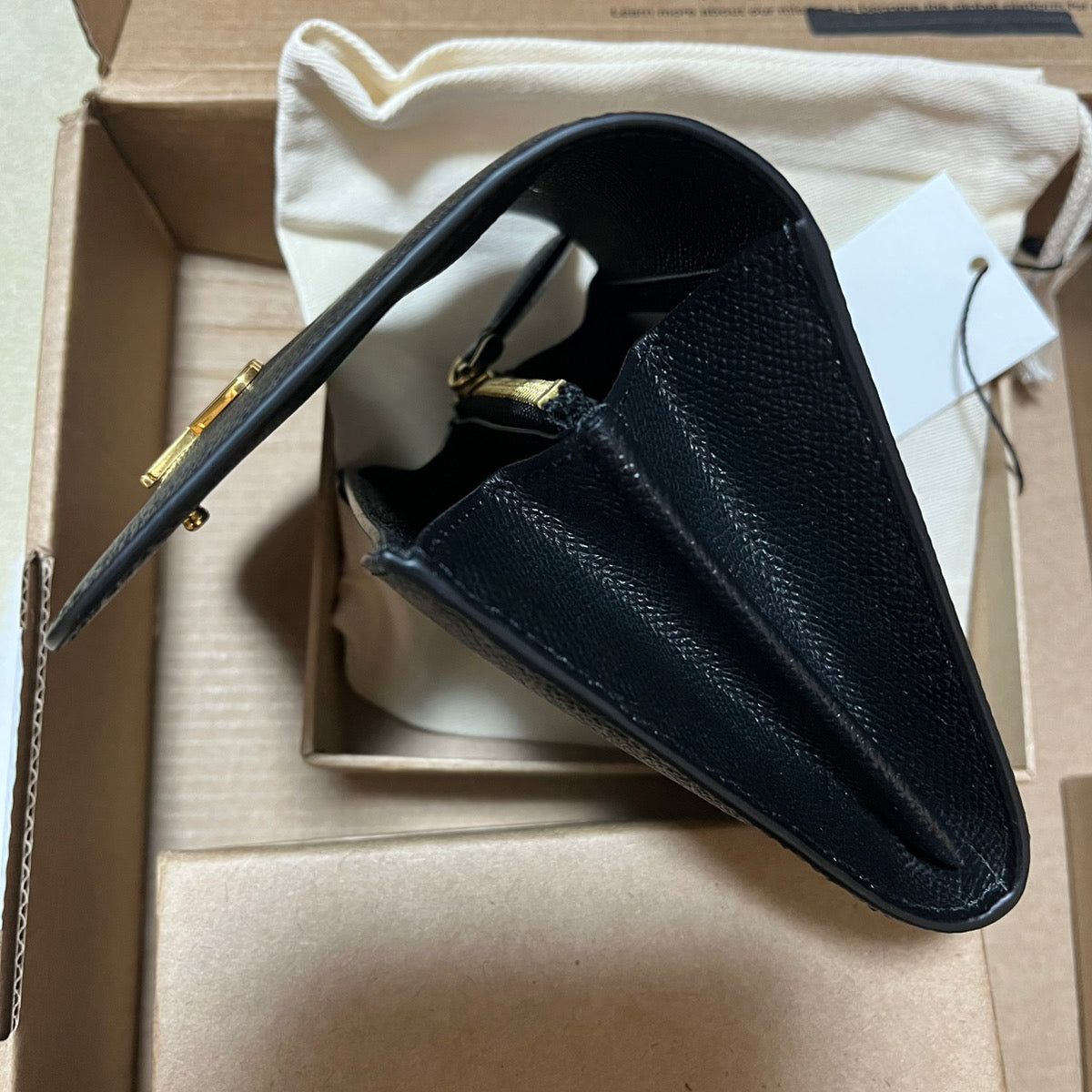 AMI PARIS（アミ パリス）コンパクトウォレット 二つ折り財布