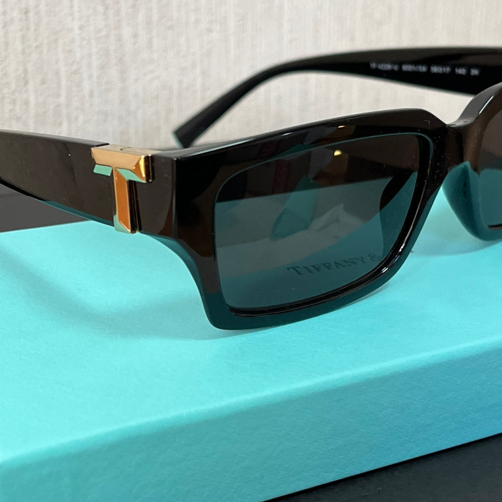 Tiffany & Co(ティファニー) TF4226U サングラス ブラック