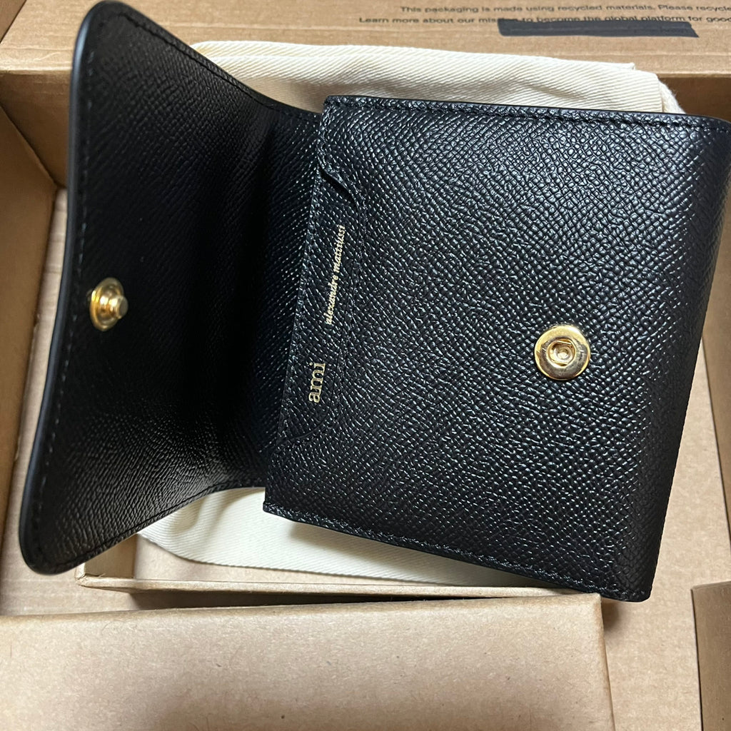 AMI PARIS（アミ パリス）コンパクトウォレット 二つ折り財布