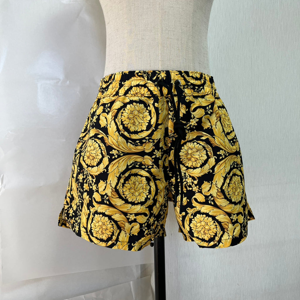 新品未使用 VERSACE(ヴェルサーチ) バロッコ スイムショーツ 水着 サイズL ABU05021A233170A7900
