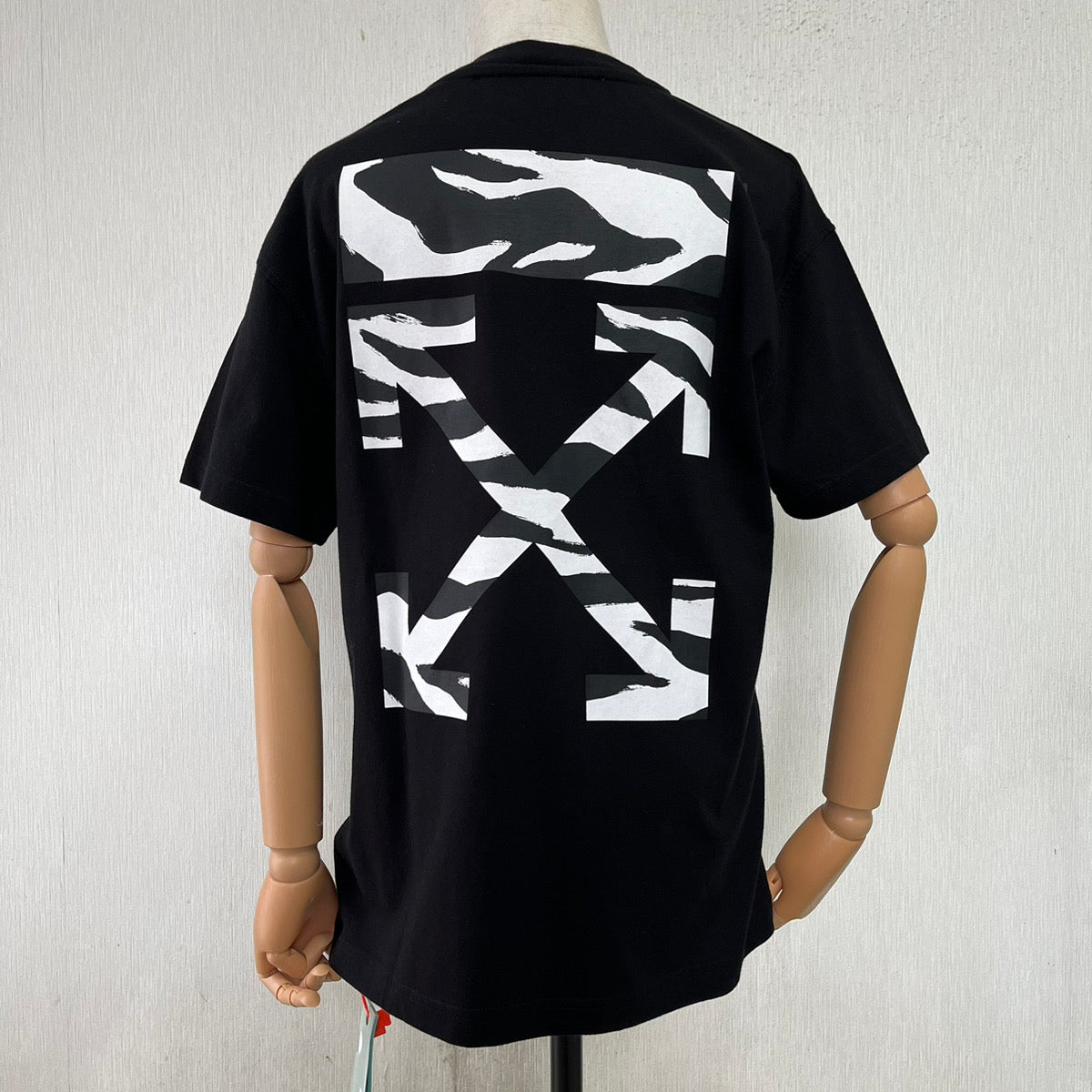 OFF - WHITE★オフホワイト ゼブラ Tシャツ ブラック