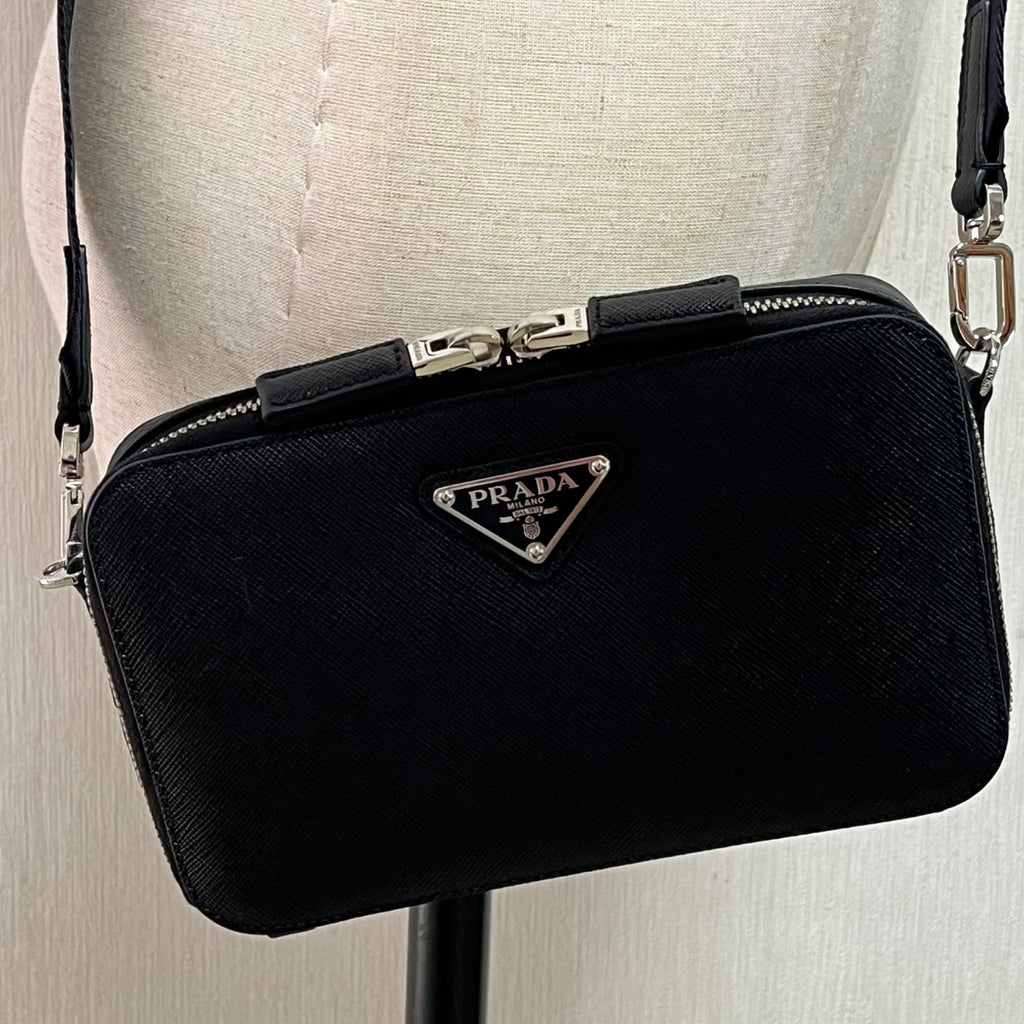 【ご注文可能】PRADA ブリック クロスボディバッグ
