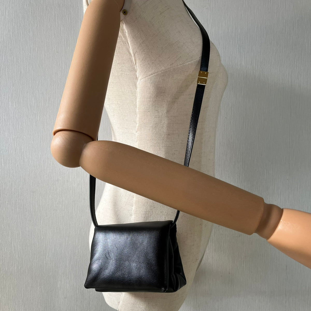MARNI(マルニ) ロゴ プリズマ ミニ ショルダーバッグ