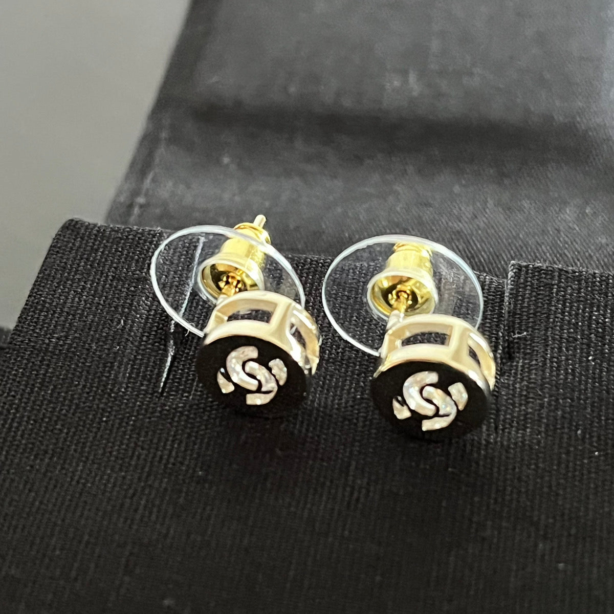 プレゼント 大人気★CHANEL★CC ロゴ ピアス