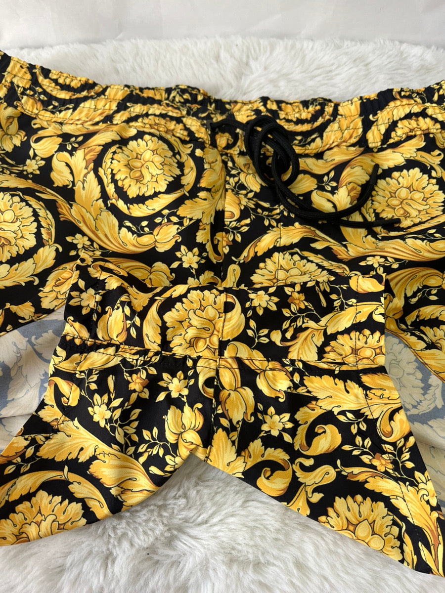 新品未使用 VERSACE(ヴェルサーチ) バロッコ スイムショーツ 水着 サイズL ABU05021A233170A7900