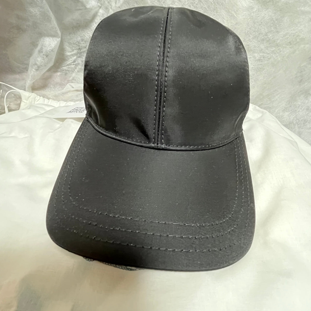 【超美品】PRADA プラダ　ナイロン　ベースボールキャップ M ☆Prada プラダ☆Re-Nylon ベースボールキャップ ブラック