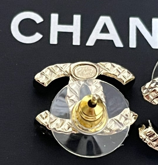プレゼント 大人気★CHANEL★ミニCCピアス