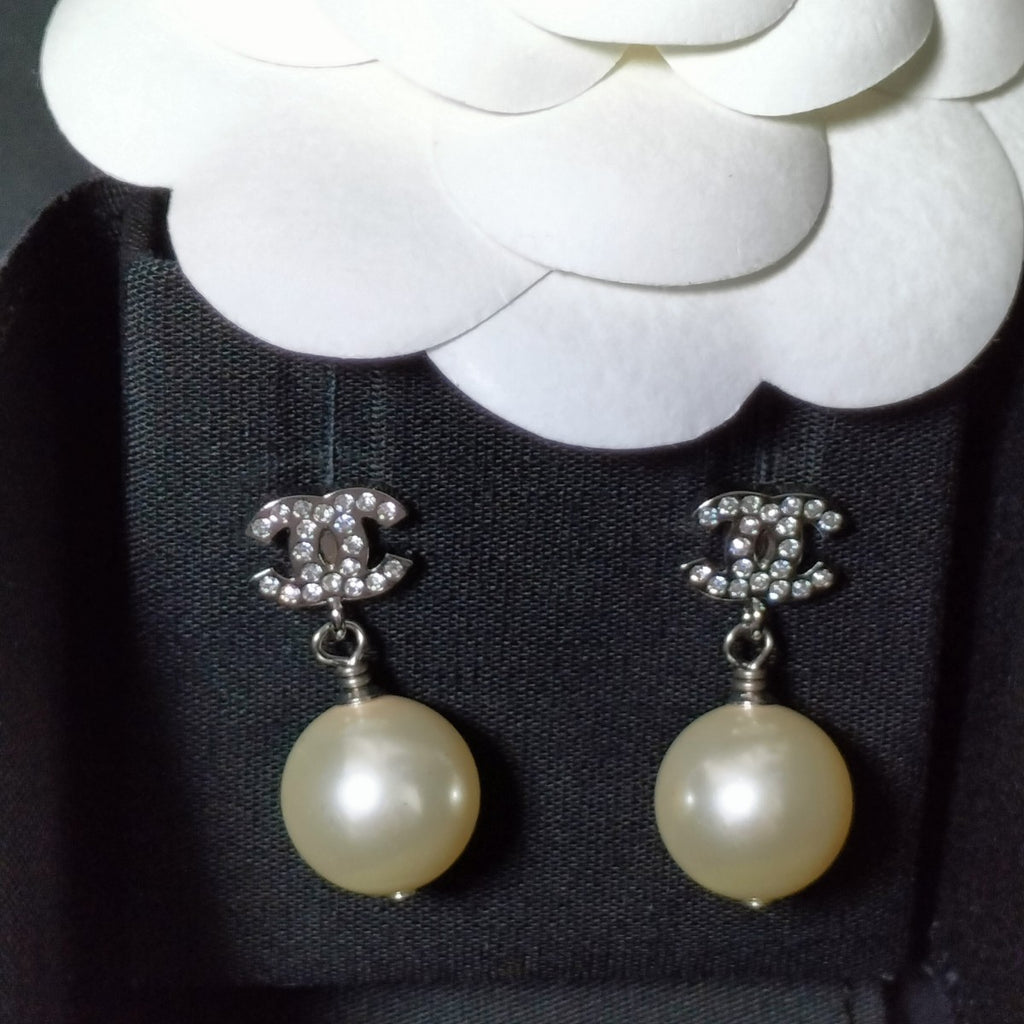 CHANEL★CC ロゴ ピアス レジンパール 8mm